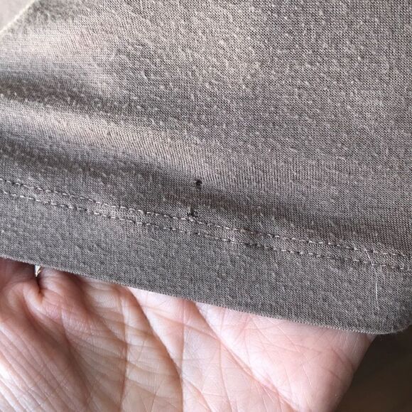 3/30$ Guess by Marciano t-shirt - Picture 5 of 6